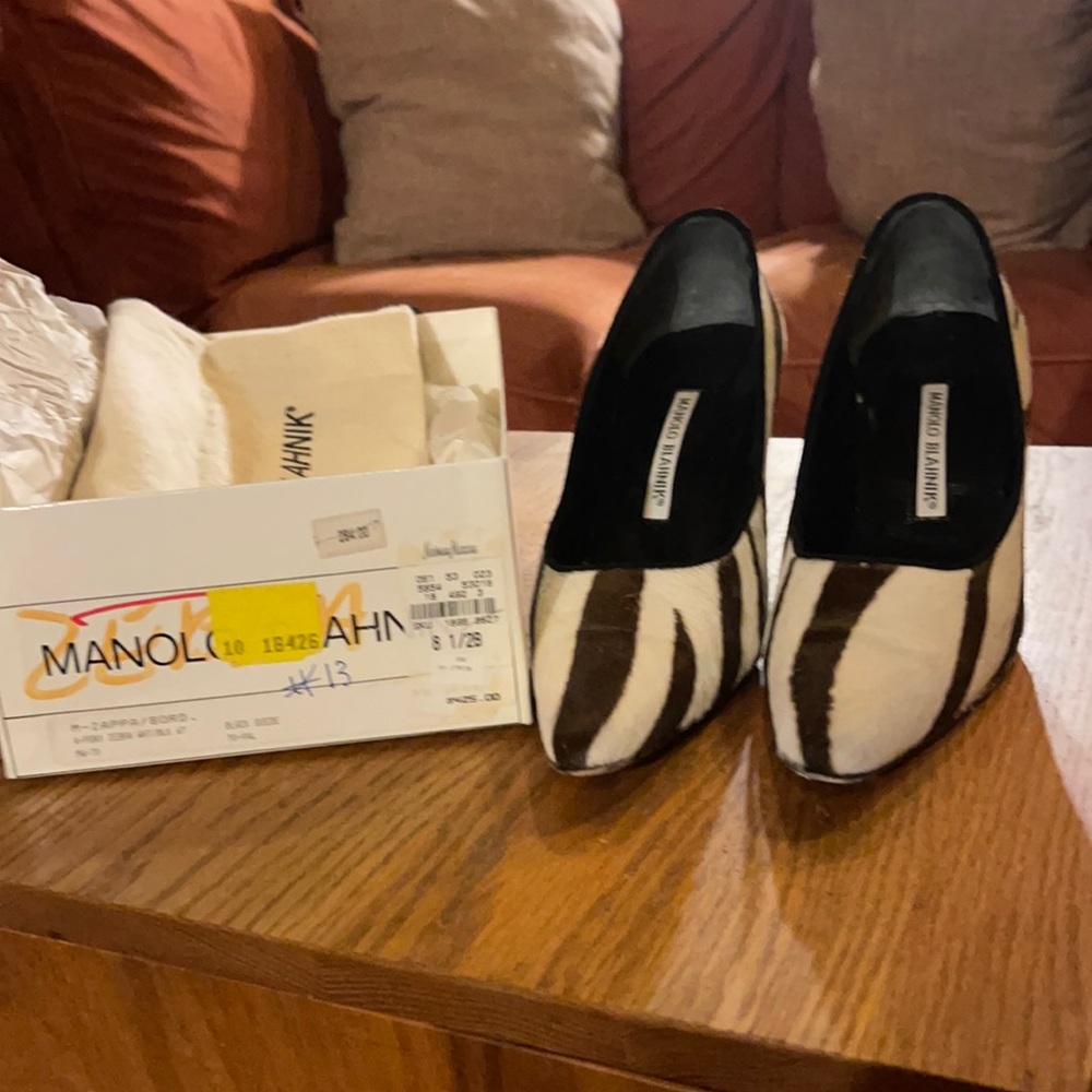 Brown&Beige Calfhair Manolo Blahnik pumps